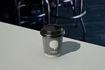 9款时尚逼真一次性外卖咖啡奶茶纸杯设计展示效果图PSD样机贴图 Paper Cup 8oz 250ml Mock up