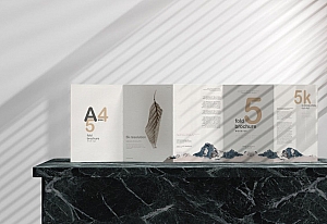 高端地产小册子A4五折页样机ps素材贴图模版A4 Size Five Fold Brochure Mockup