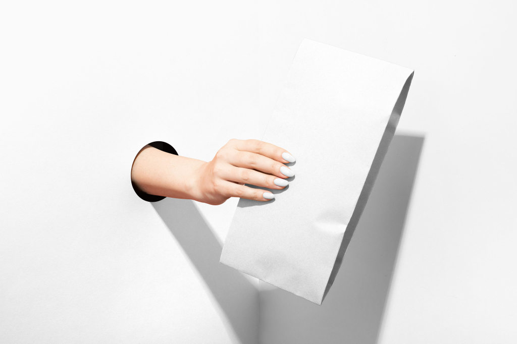 牛皮纸产品包装纸盒文件袋信封设计展示ps素材贴图样机模板 Noissue Kraft Mailer Mockup Set